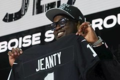 湖人队喜迎詹姆斯加盟尼克斯，唐斯助力，东契奇定夺冠目标