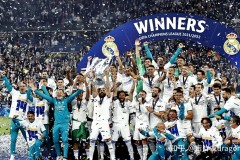 足球赛事：意大利5-0大胜，曼联新援闪耀，瑞典惊险绝平悬念重生